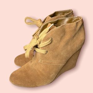 🔥✨DOLCE VITA✨🔥 heeled booties - size 6